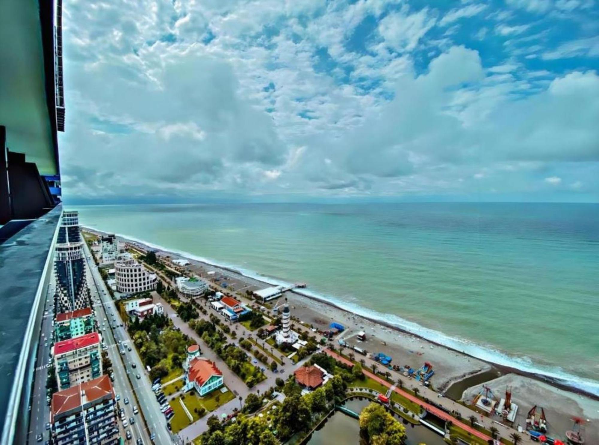 Апарт отель Orbi City Sea View Батуми Экстерьер фото